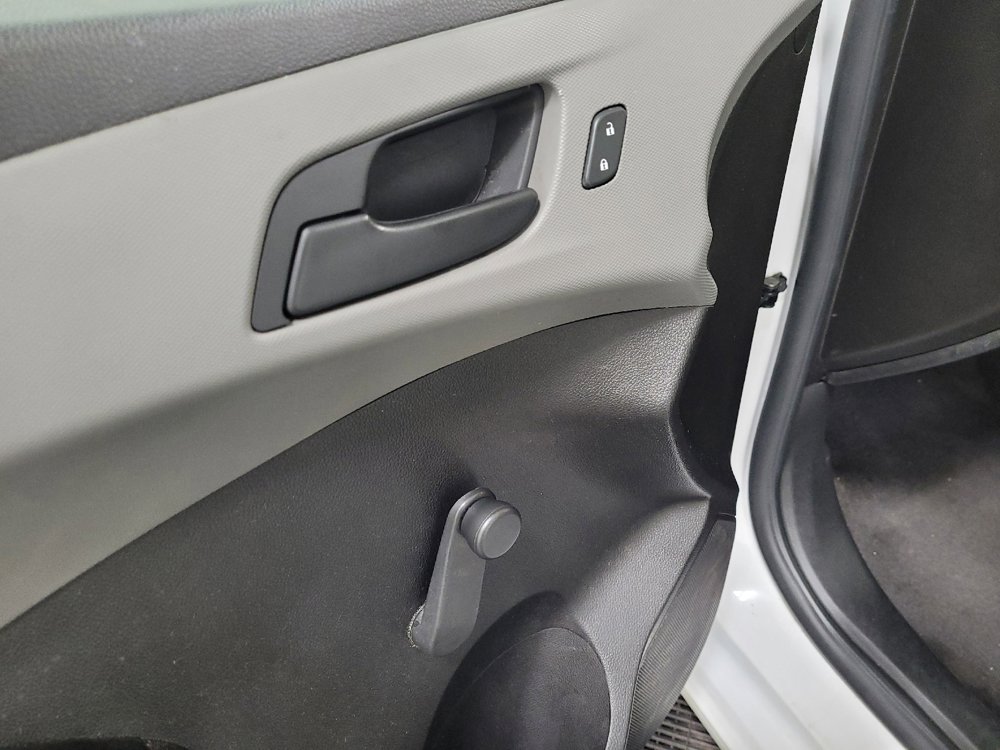 Used 2020 Chevrolet Sonic LT image 27
