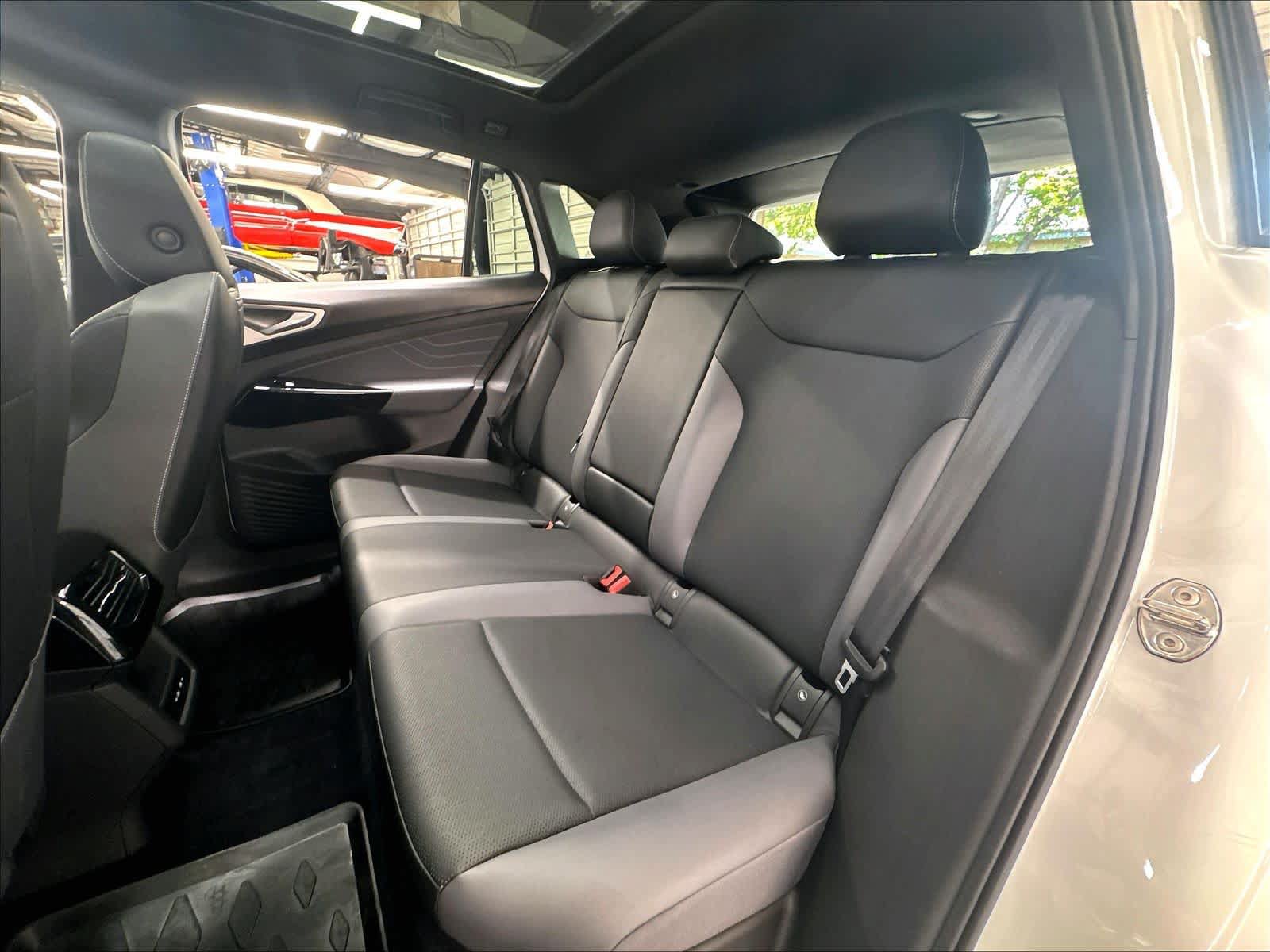 Used 2023 Volkswagen ID.4 S RWD image 25