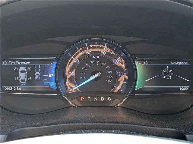 Used 2018 Ford Explorer XLT w/ Equipment Group 202A image 12