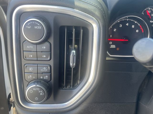 Used 2022 Chevrolet Silverado 1500 LT Trail Boss w/ Bed Protection Package AWD/4WD image 17