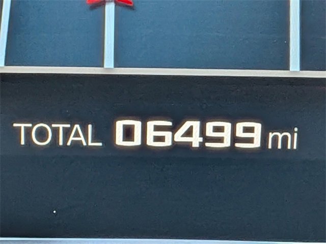 Used 2025 BMW M4 xDrive Competition w/ Executive Package image 34