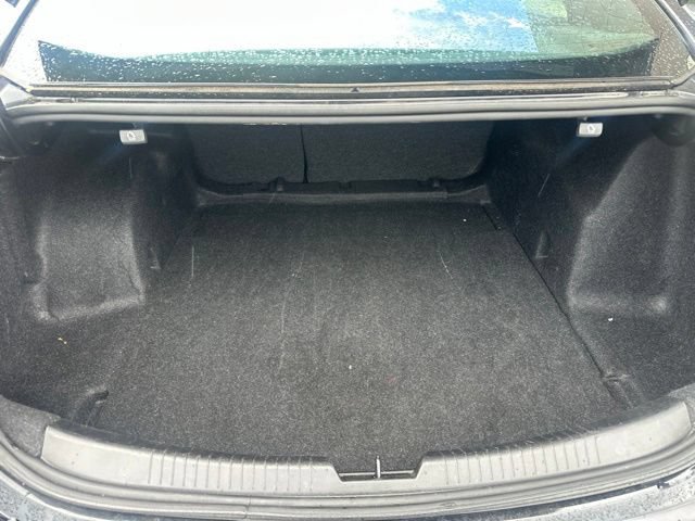 Used 2025 Chevrolet Malibu LT FWD image 11