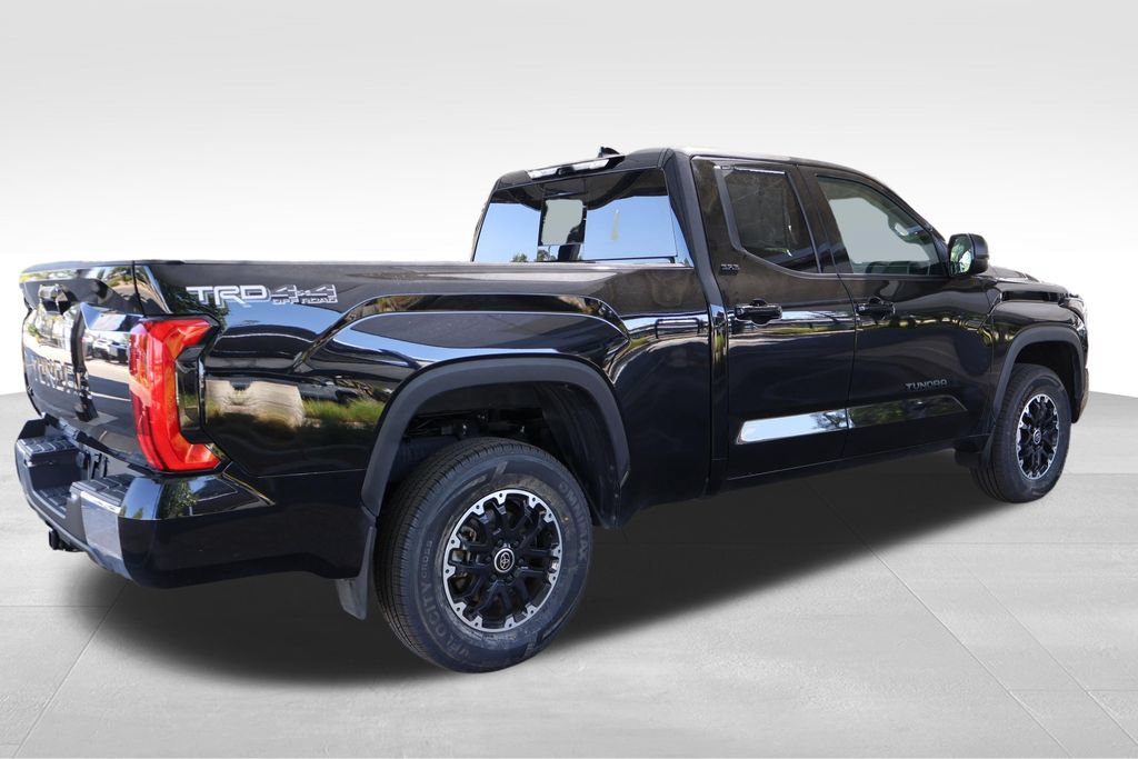 Used 2023 Toyota Tundra SR5 w/ TRD Off-Road Package AWD/4WD image 17