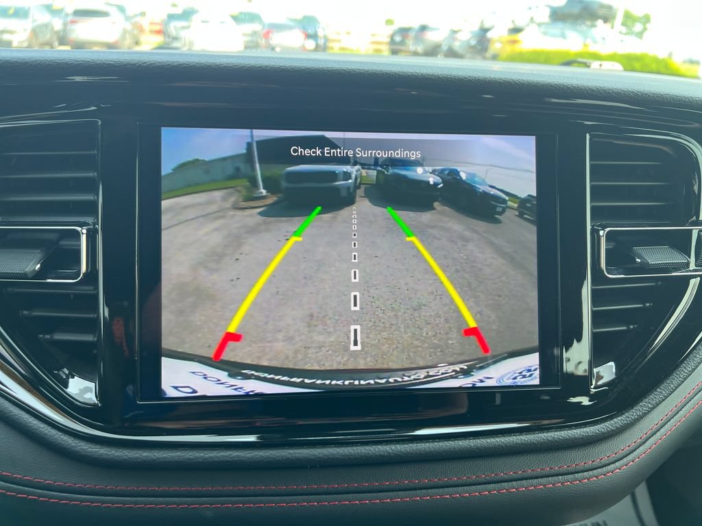 Used 2025 Dodge Durango GT AWD/4WD image 23