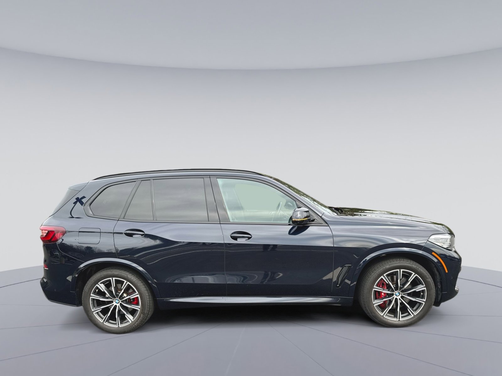 Used 2023 BMW X5 xDrive40i w/ M Sport Package image 34