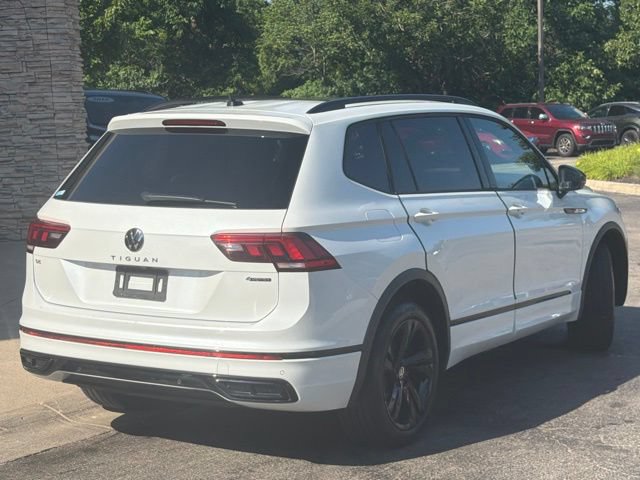 Used 2023 Volkswagen Tiguan SE R-Line AWD/4WD image 7