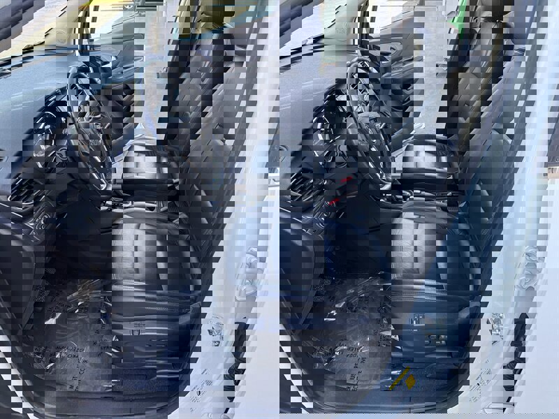 Used 2018 Buick Encore Essence AWD/4WD image 25