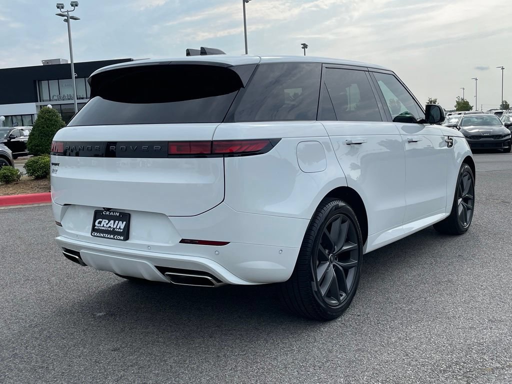 Used 2025 Land Rover Range Rover Sport Dynamic SE AWD/4WD image 8