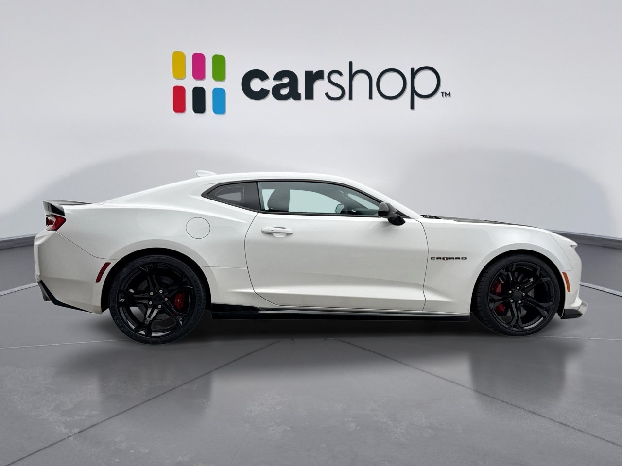 Used 2018 Chevrolet Camaro SS RWD image 6