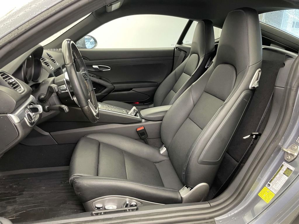 Certified 2025 Porsche 718 Cayman S image 5