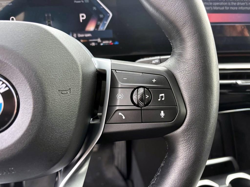 Used 2025 BMW X1 xDrive28i w/ Premium Package image 18