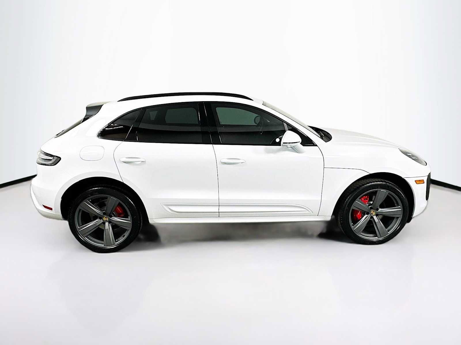 New 2025 Porsche Macan S image 8