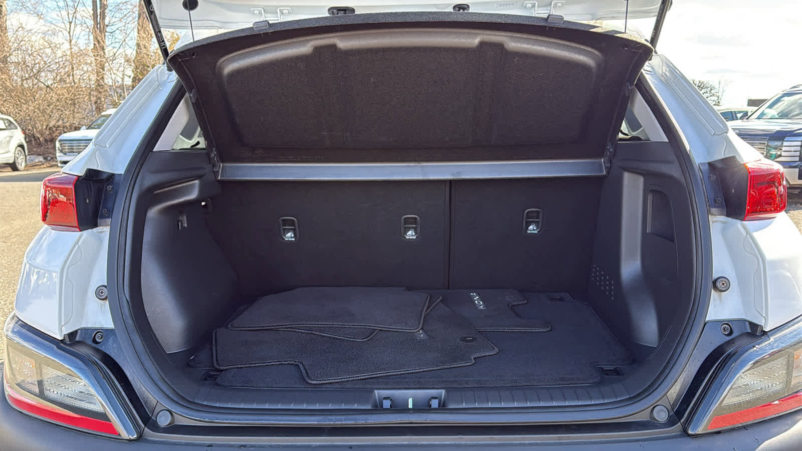 Used 2023 Hyundai Kona SEL image 26