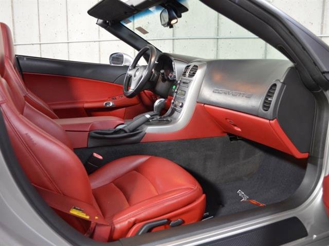 Used 2006 Chevrolet Corvette Convertible image 18