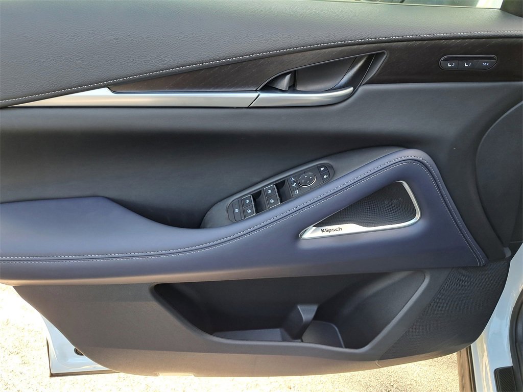 New 2026 INFINITI QX60 Sport w/ Dark Cargo Package image 18