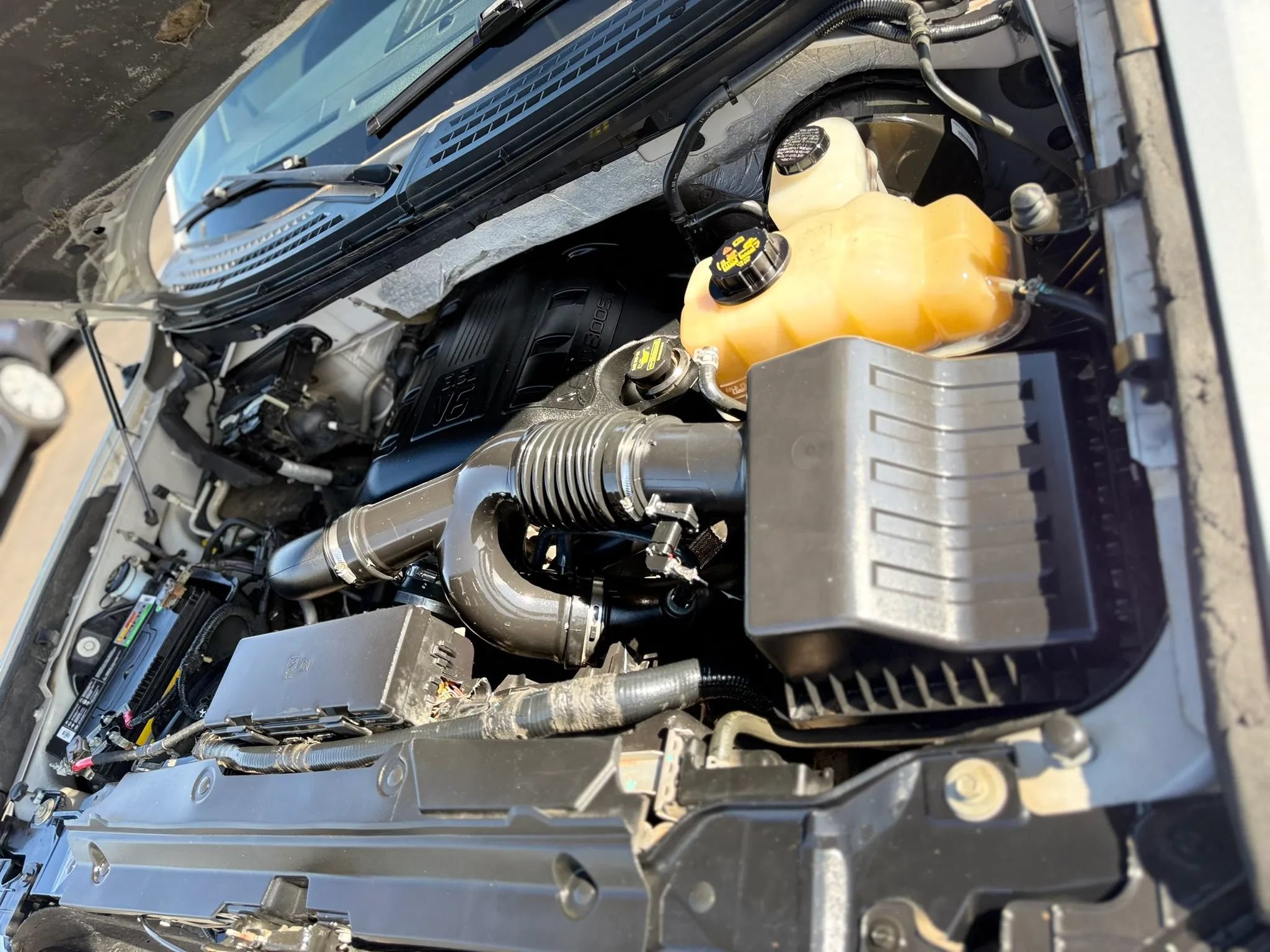 Used 2011 Ford F150 Lariat w/ Lariat Plus Pkg RWD image 9