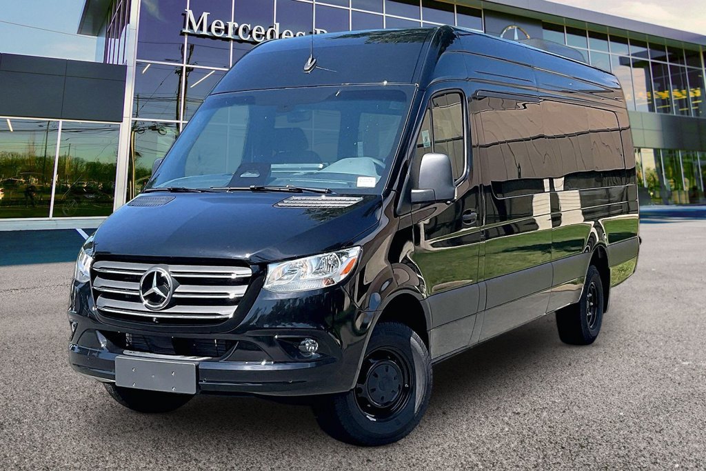 New 2026 Mercedes-Benz Sprinter 3500 image 2