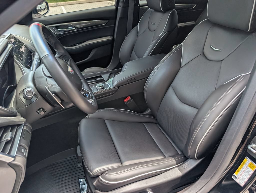 Used 2022 Cadillac CT5 V Blackwing w/ Parking Package RWD image 5