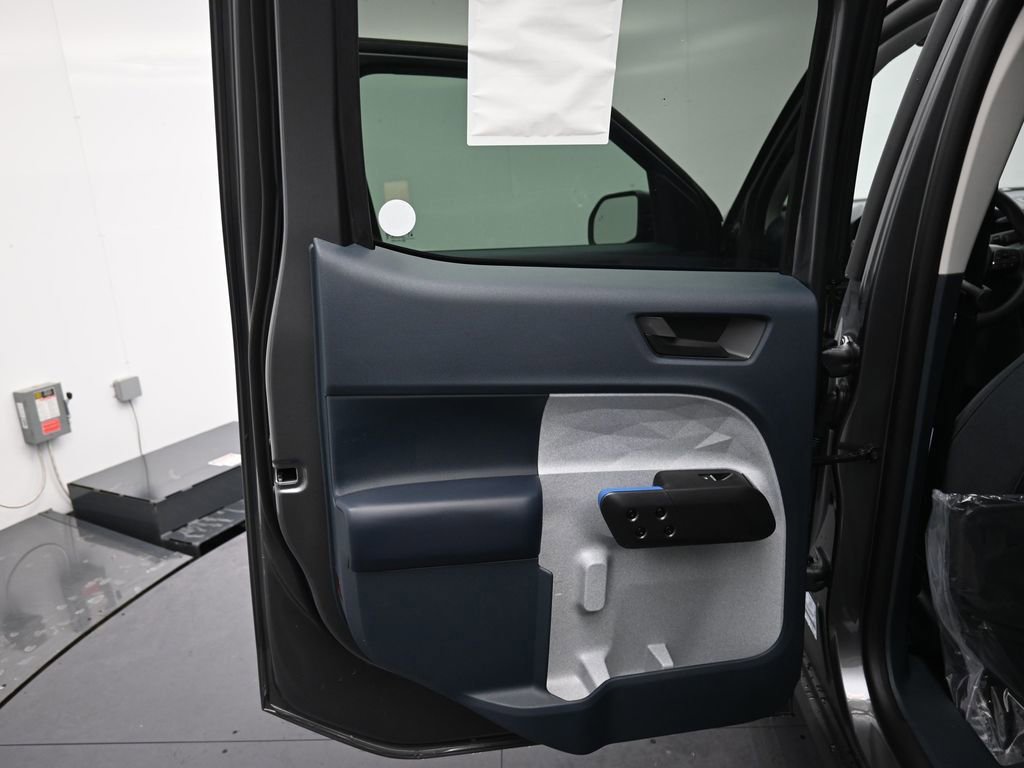 New 2026 Ford Maverick XLT image 18