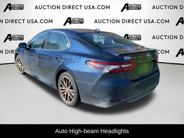 Used 2021 Toyota Camry XLE image 8