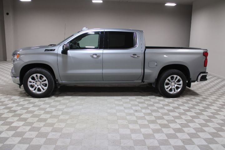 Used 2024 Chevrolet Silverado 1500 LTZ w/ LTZ Premium Package image 8
