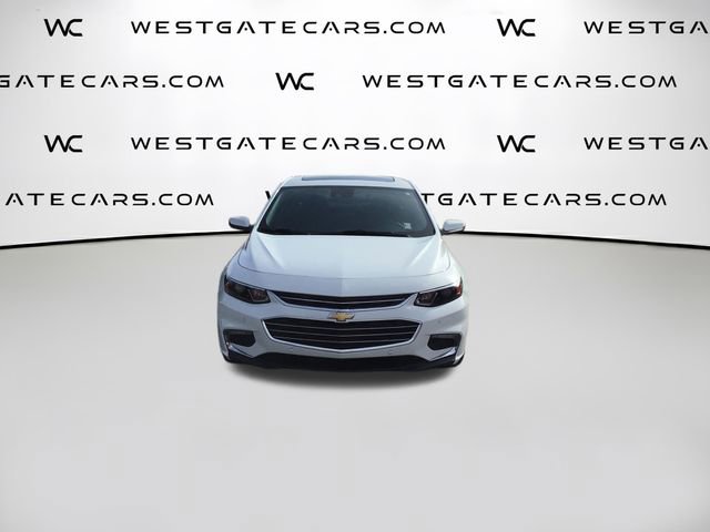 Used 2017 Chevrolet Malibu LT w/ Driver Confidence Package image 4