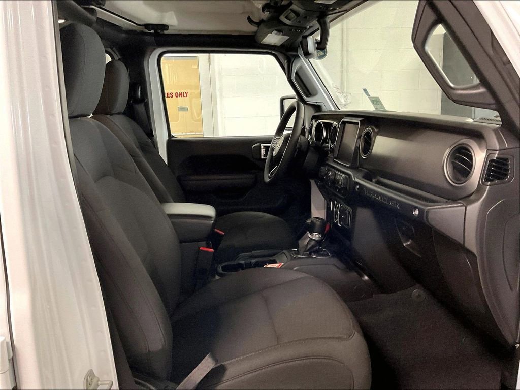 Used 2023 Jeep Wrangler Unlimited w/ Cold Weather Group AWD/4WD image 11