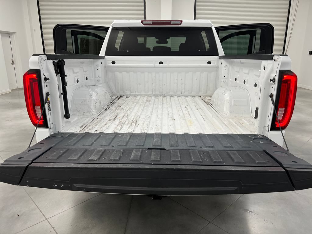 Used 2025 GMC Sierra 1500 SLT AWD/4WD image 34
