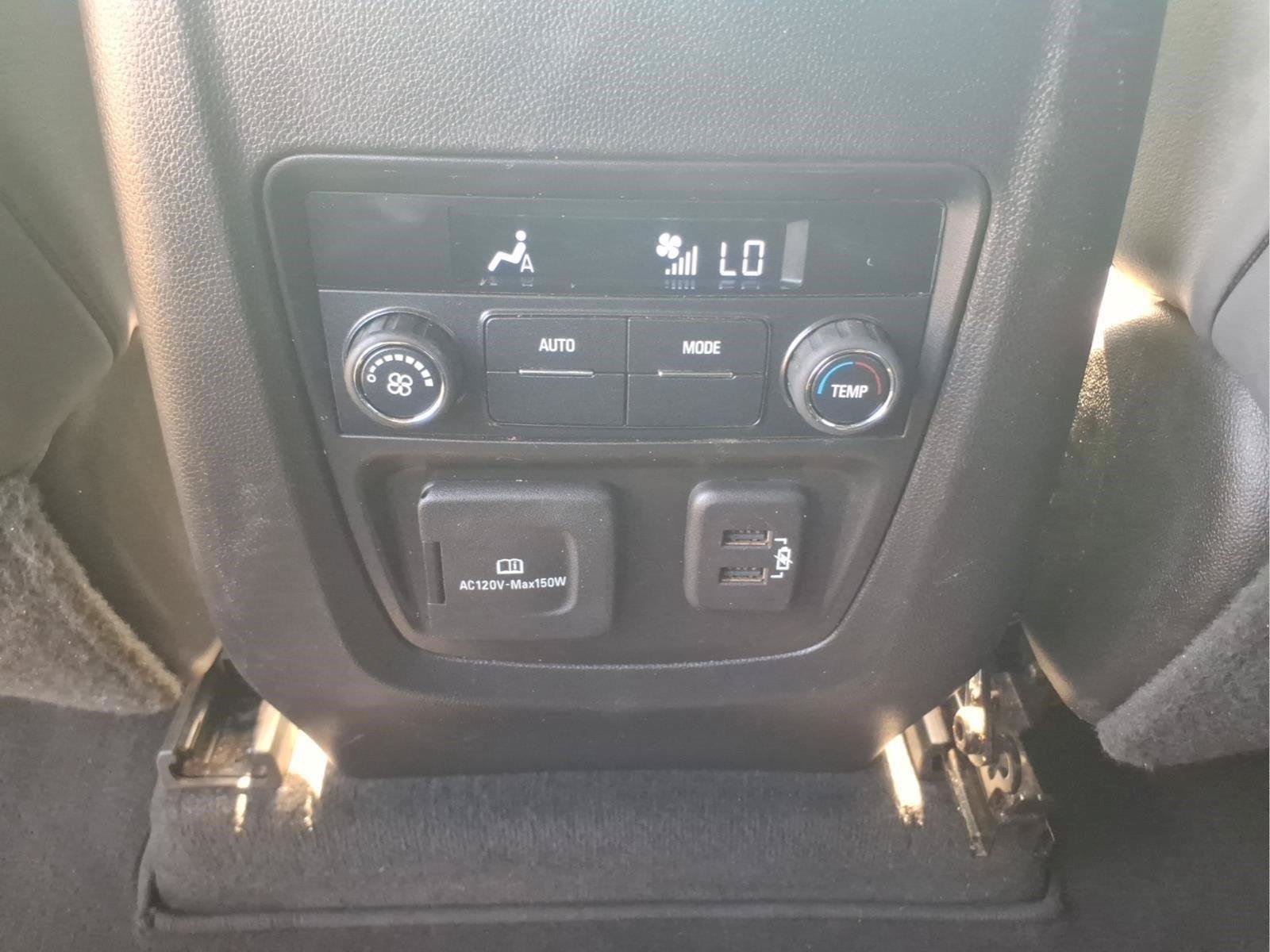 Used 2022 Buick Enclave Premium FWD image 16