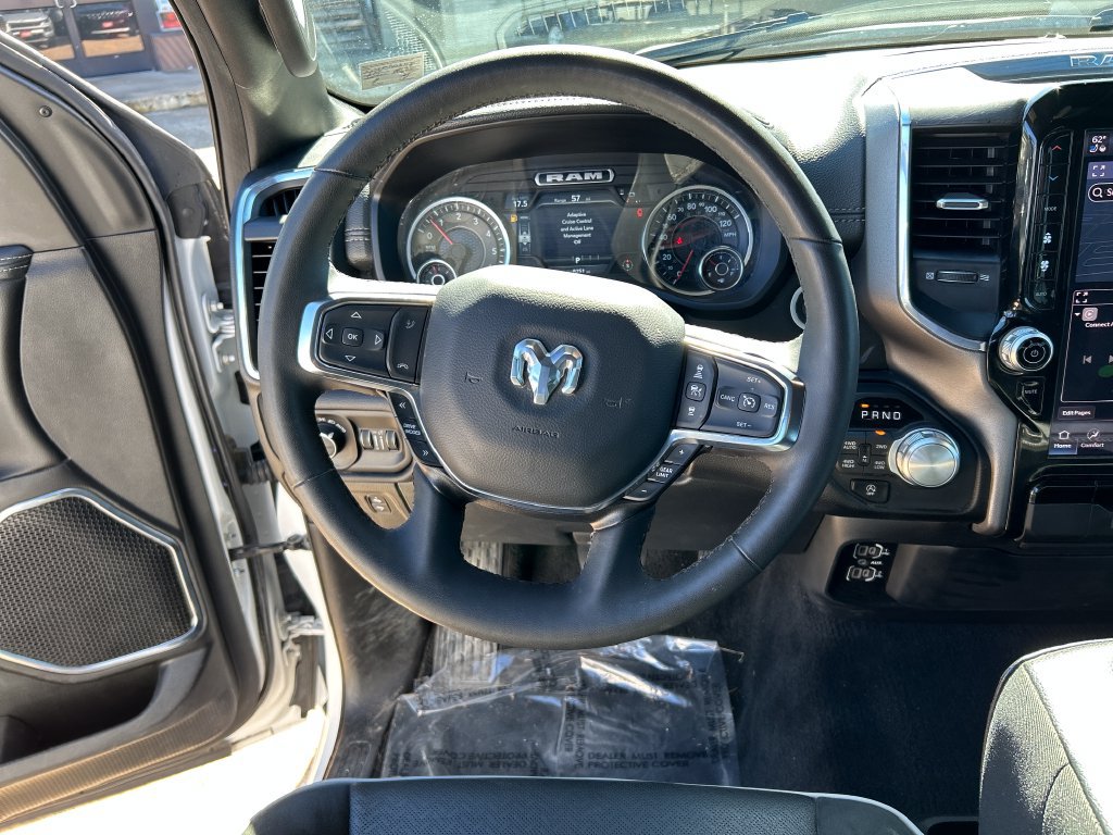 Used 2025 RAM 1500 Laramie AWD/4WD image 14