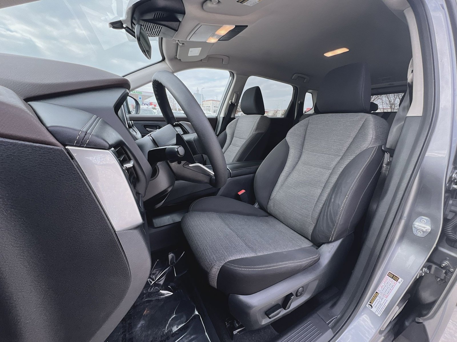 Used 2021 Nissan Rogue SV image 13