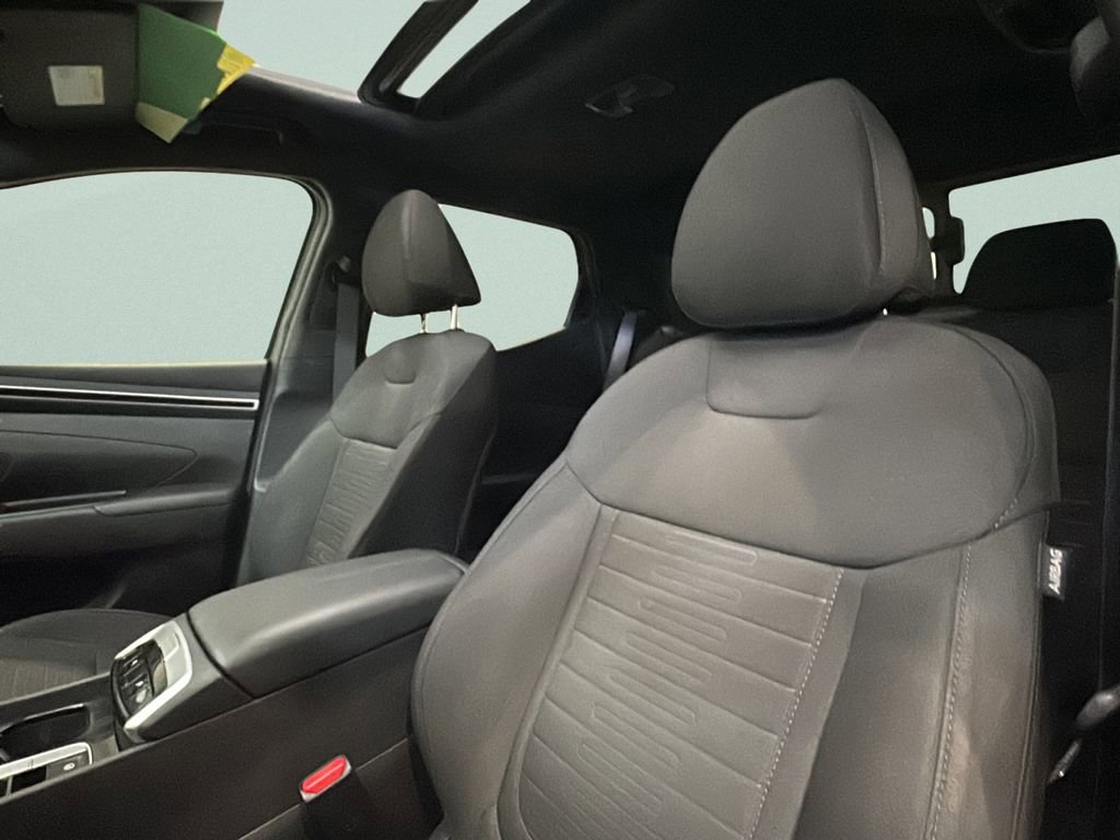Used 2023 Hyundai Santa Cruz SEL Premium image 9