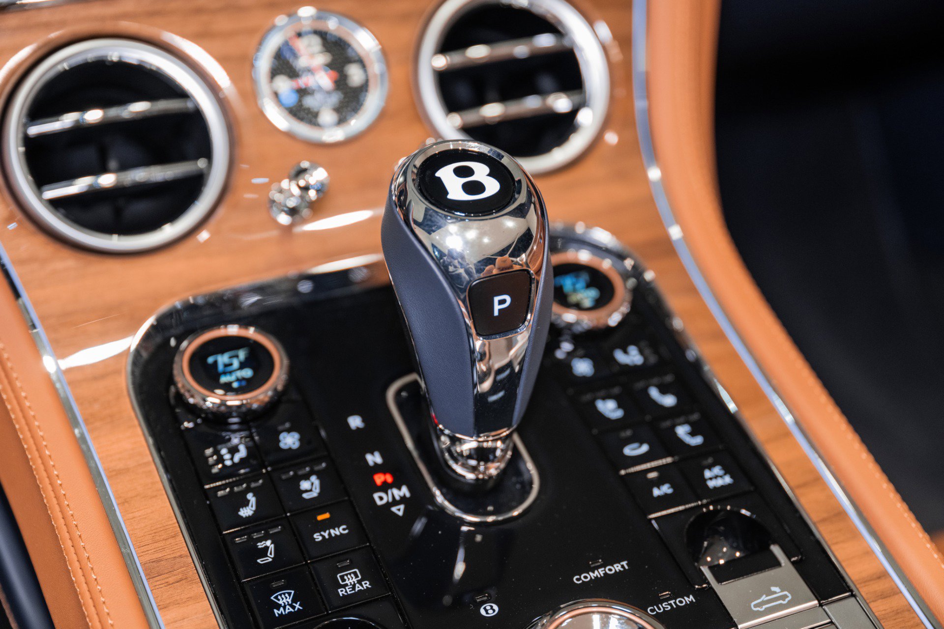 New 2026 Bentley Continental GTC AWD/4WD image 39
