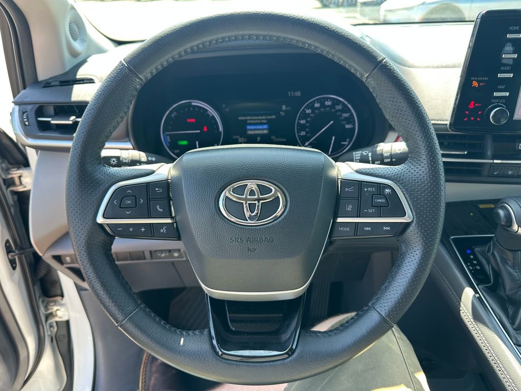 Used 2021 Toyota Sienna Limited AWD/4WD image 19