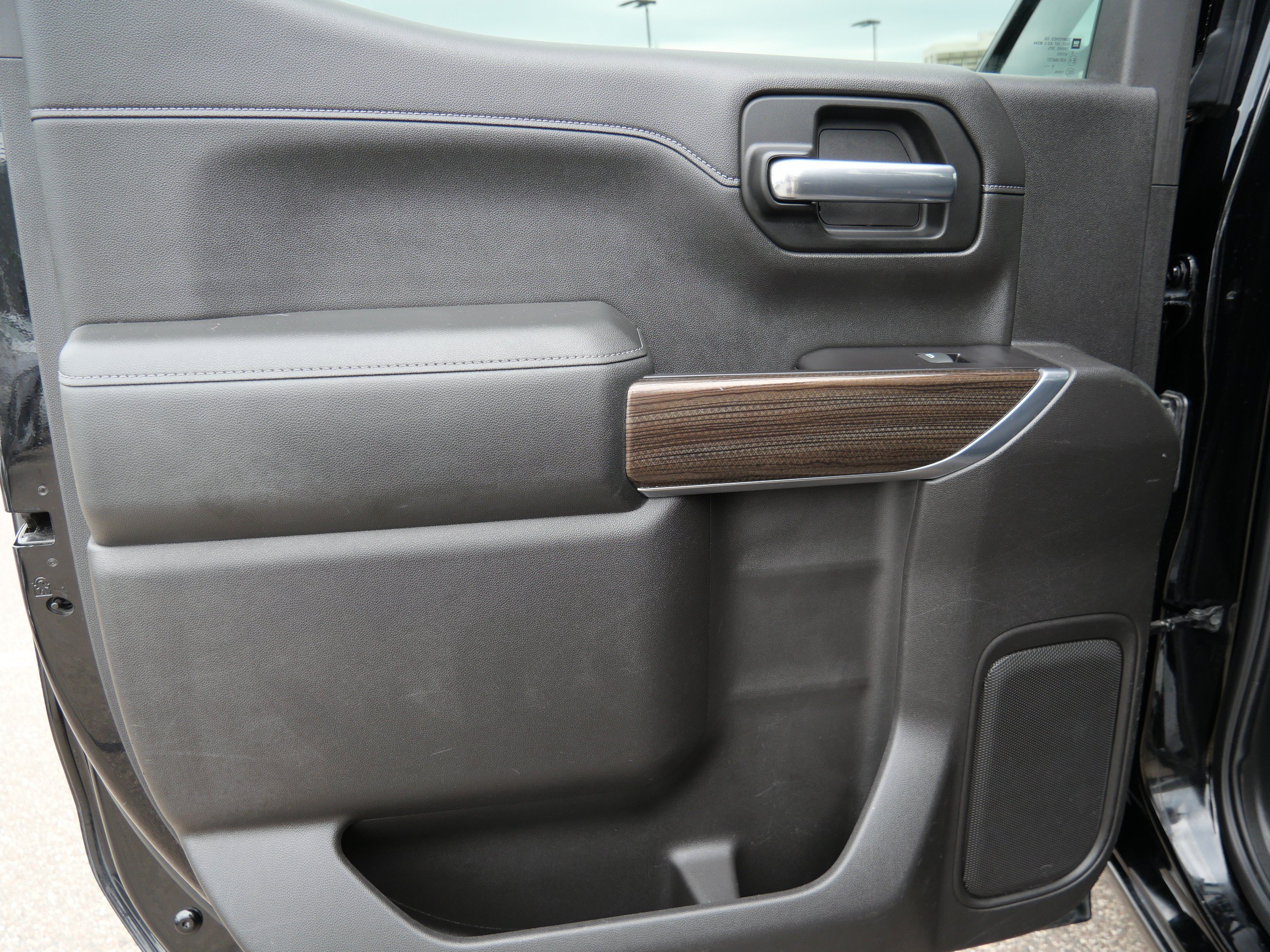 Used 2019 Chevrolet Silverado 1500 RST AWD/4WD image 15