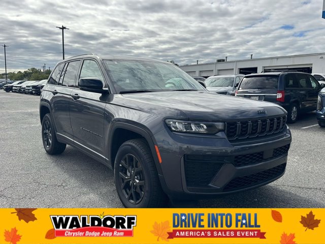 New 2026 Jeep Grand Cherokee Altitude AWD/4WD image 1