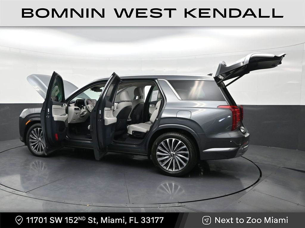 Used 2024 Hyundai Palisade Calligraphy image 31