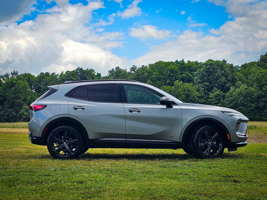 New 2026 Buick Envision Sport Touring AWD/4WD image 2