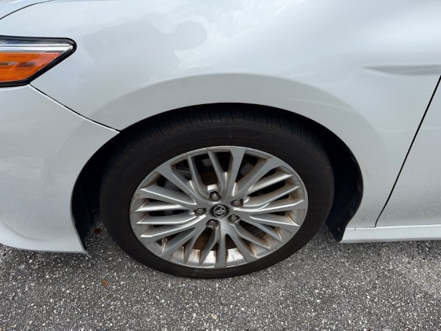Used 2018 Toyota Camry XLE w/ Driver Assist Package FWD image 5