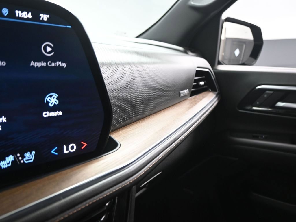 Used 2025 Chevrolet Tahoe High Country image 16