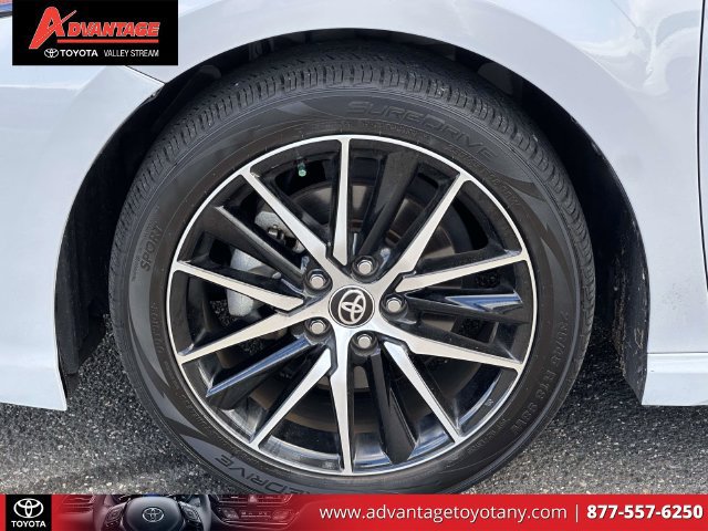 Used 2024 Toyota Camry SE FWD image 11