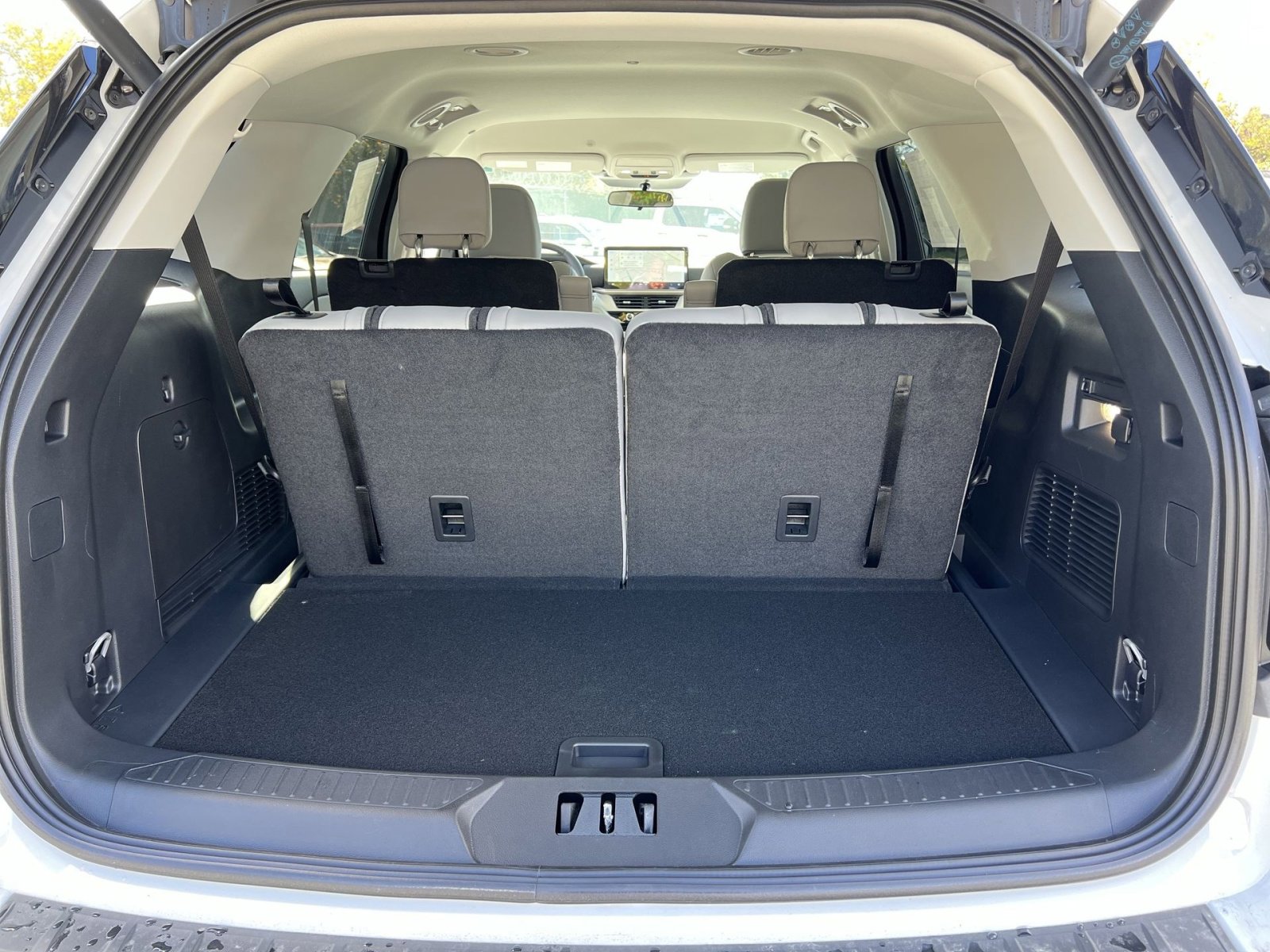 New 2026 Ford Explorer Active w/ Active Comfort Package image 26