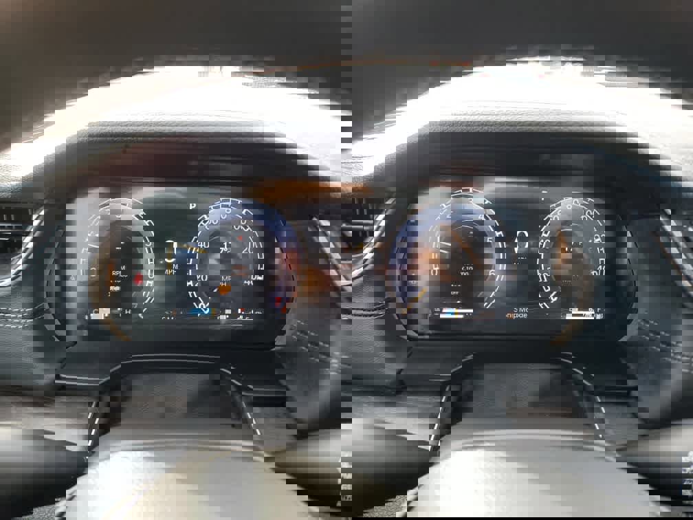 New 2025 Jeep Grand Cherokee Limited image 25