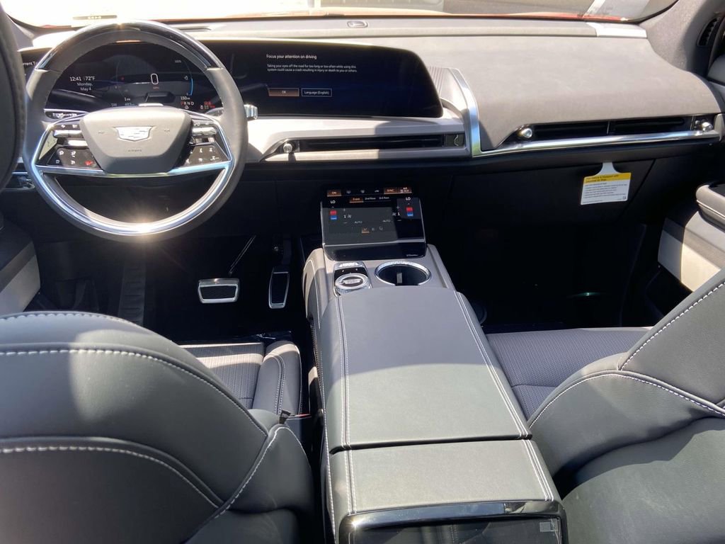 New 2026 Cadillac Vistiq Sport AWD/4WD image 15