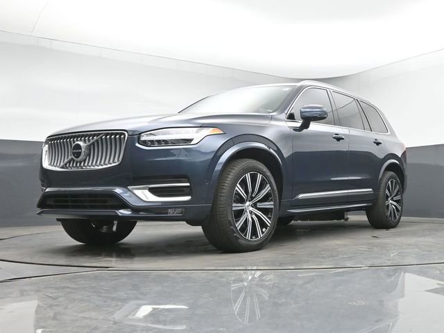 Used 2023 Volvo XC90 B5 Plus w/ Protection Package Premier AWD/4WD image 13
