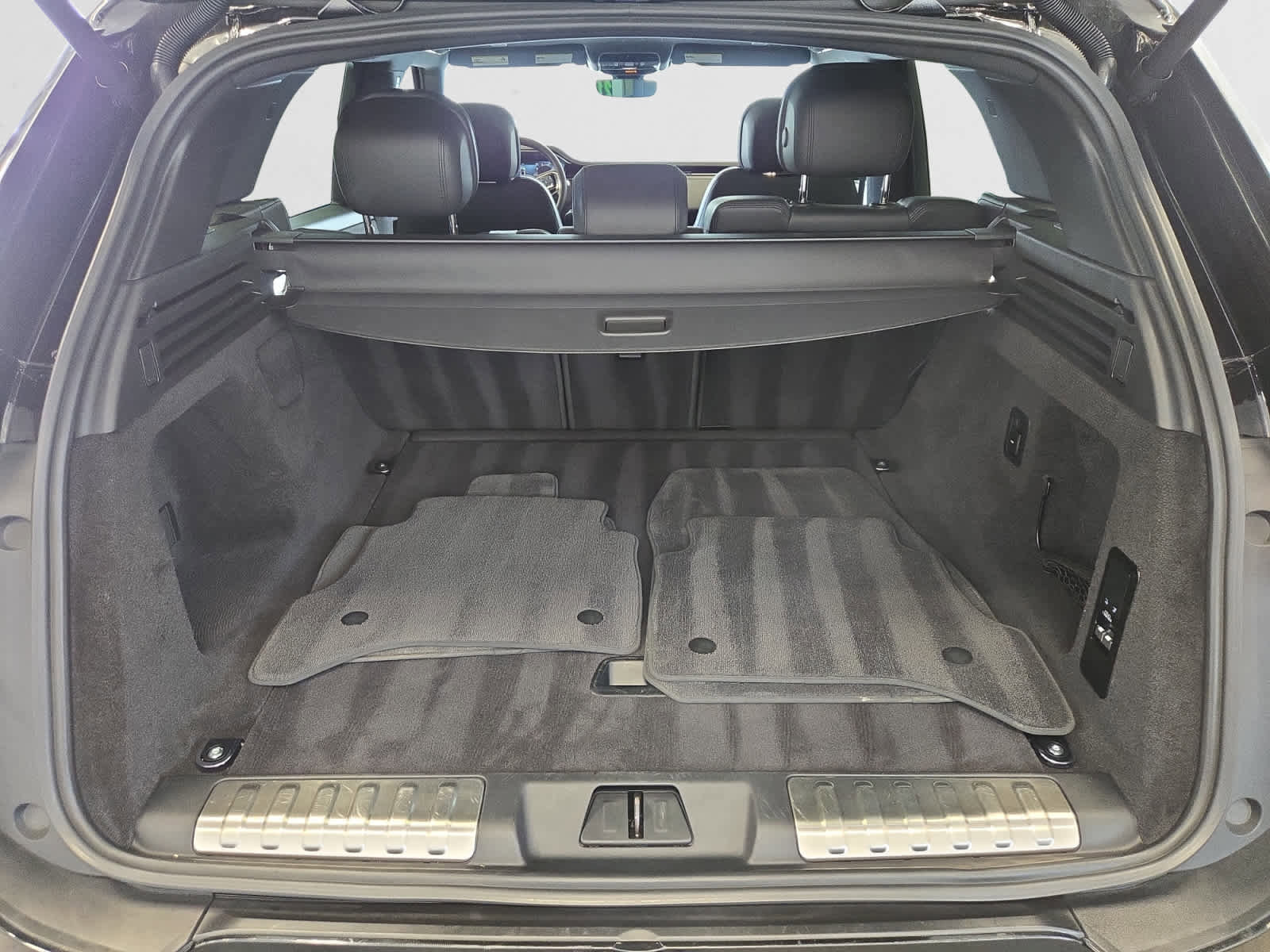 Used 2024 Land Rover Range Rover Sport Dynamic SE image 7