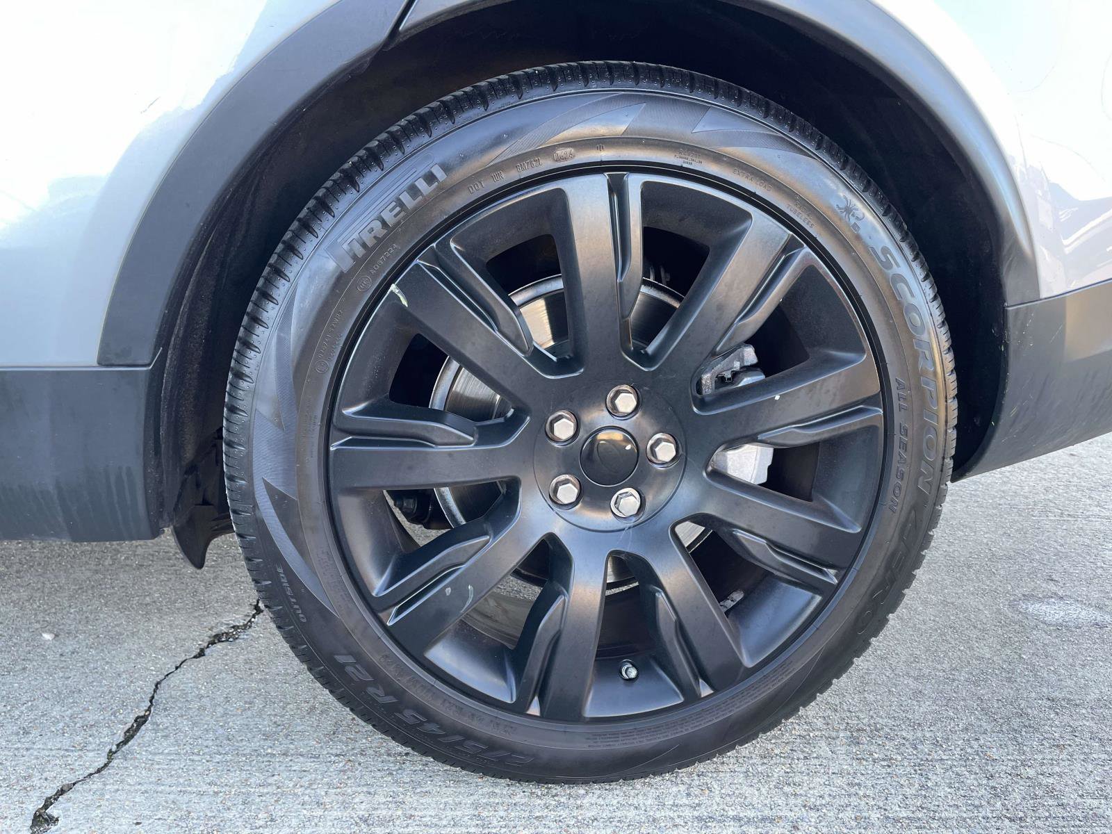 Used 2017 Land Rover Discovery HSE Luxury image 7