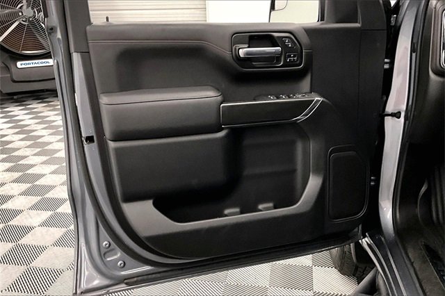 Used 2021 GMC Sierra 1500 AT4 image 16