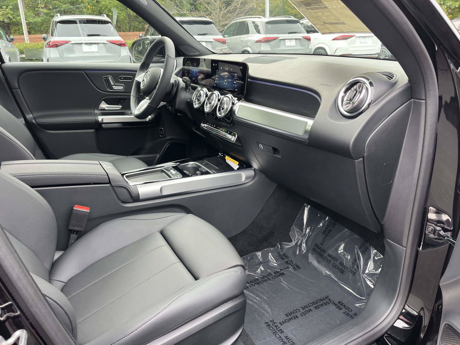 New 2026 Mercedes-Benz GLB 250 4MATIC image 43