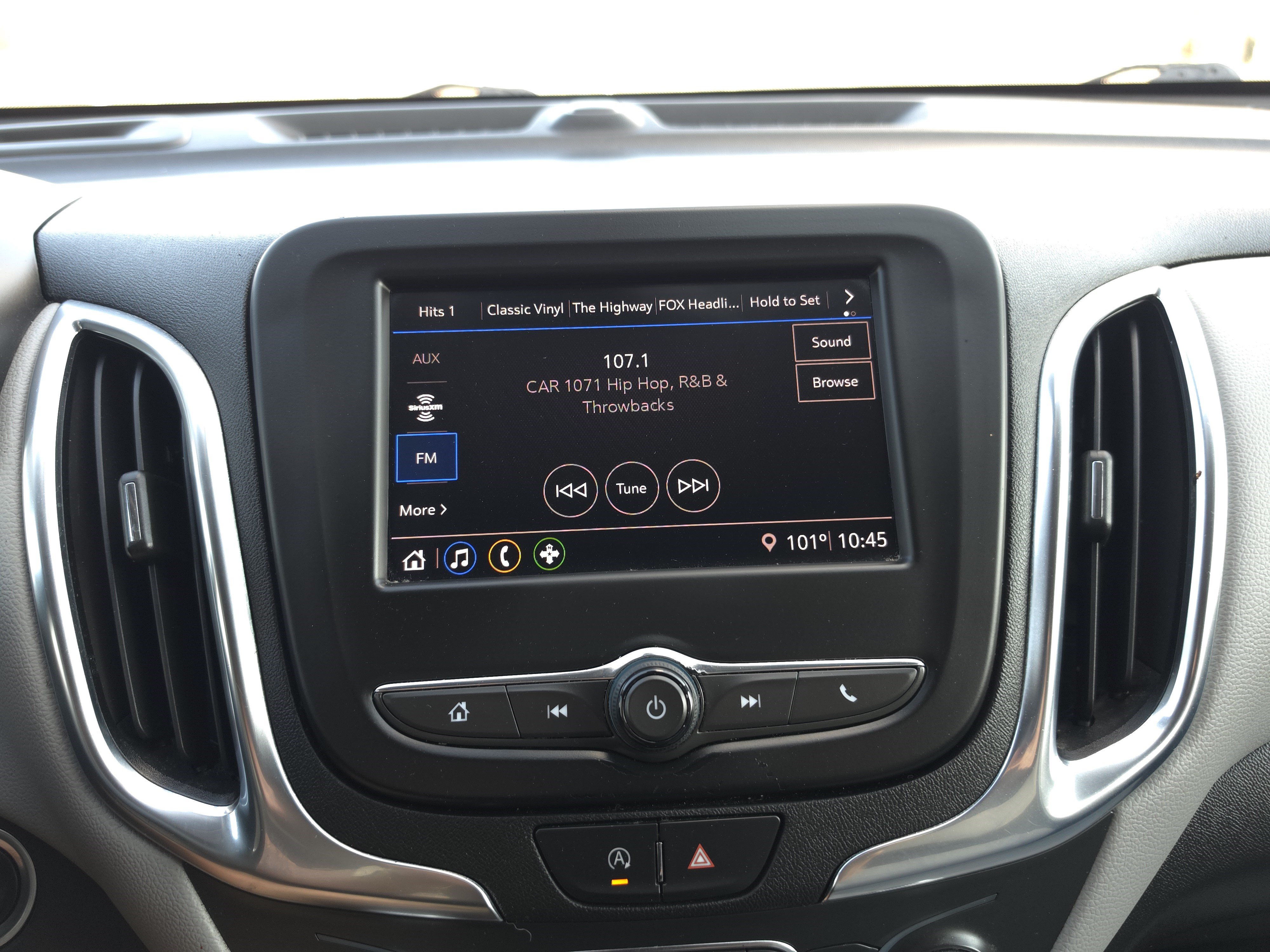 Used 2022 Chevrolet Equinox LS w/ LS Convenience Package FWD image 22